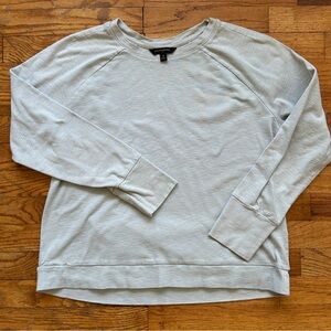 Banana Republic 100% Cotton Long-sleeve Crewneck Tee Size Medium
